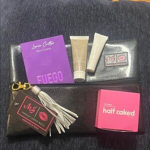 Black NWT Makeup Junkie bag